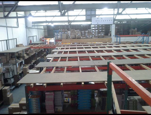 1,250M² FACTORY TO LET IN DIEP RIVER